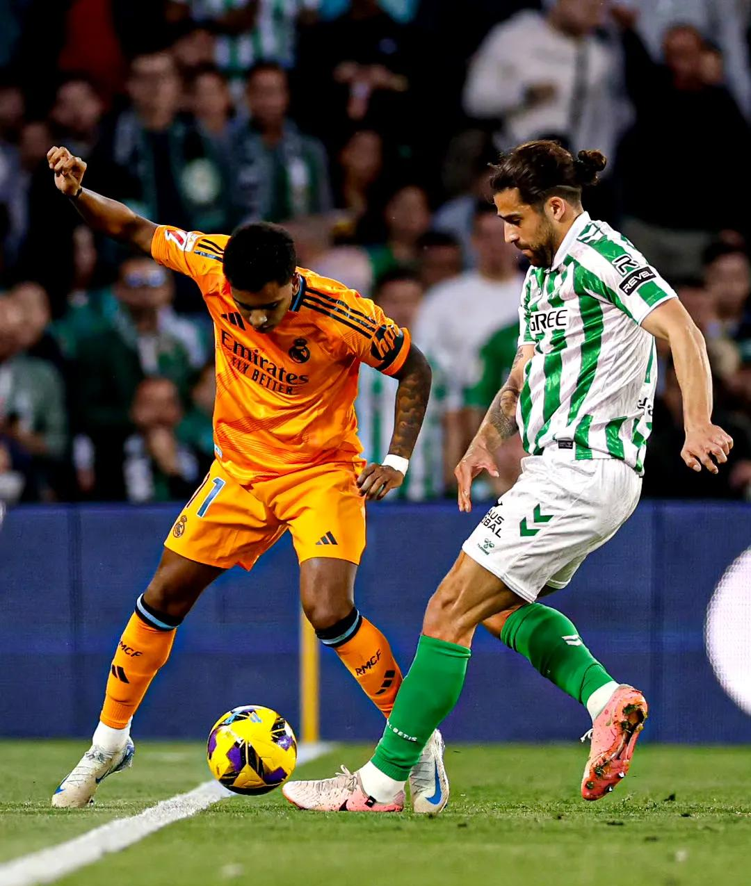 马赛鏖战墨西哥，苏亚雷斯状态火热