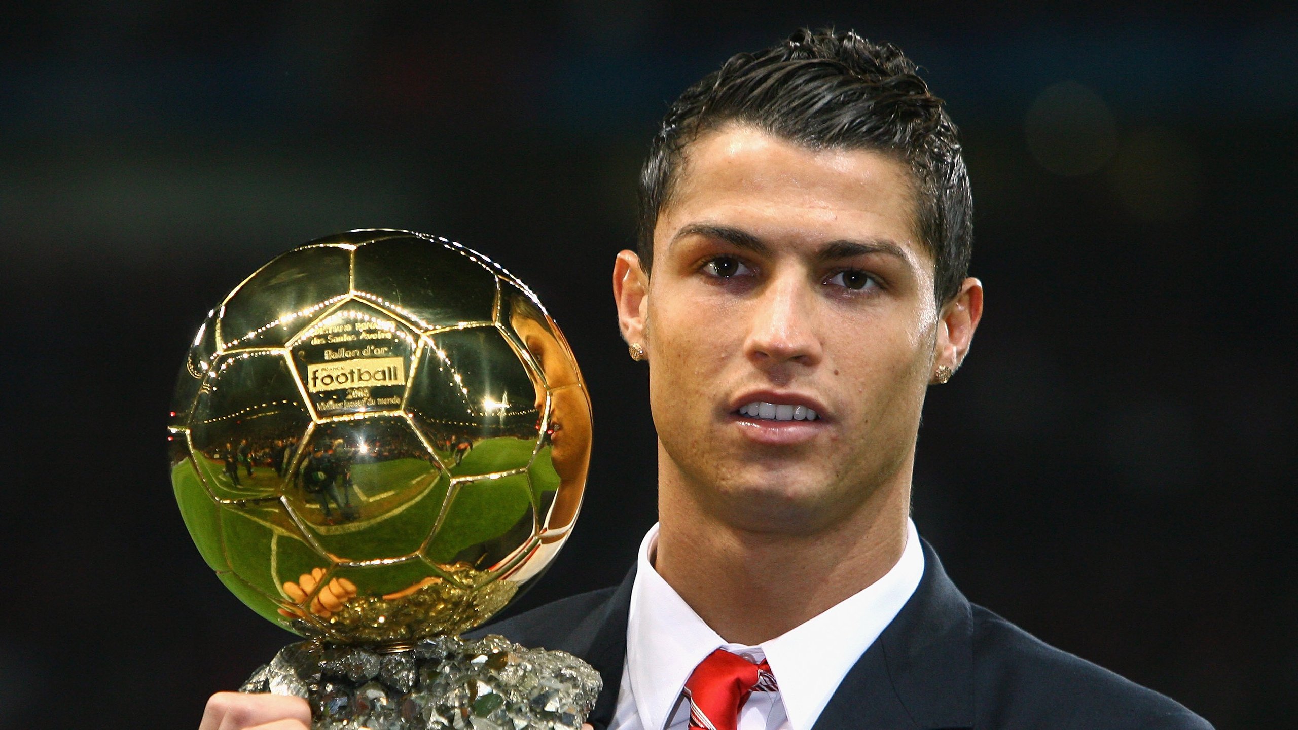 迪马利亚爆发，多特蒙德加时取胜罗马，一场战术与意志的欧洲对决