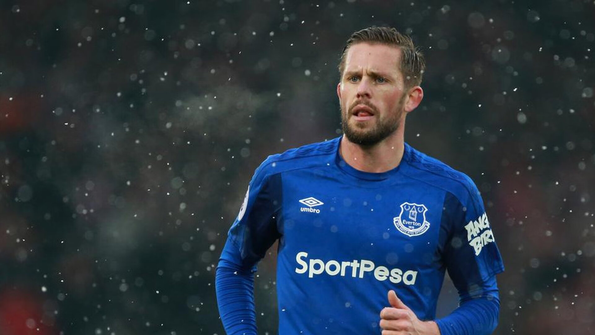 雄鹿终结爵士连胜,保罗化身关键先生定乾坤