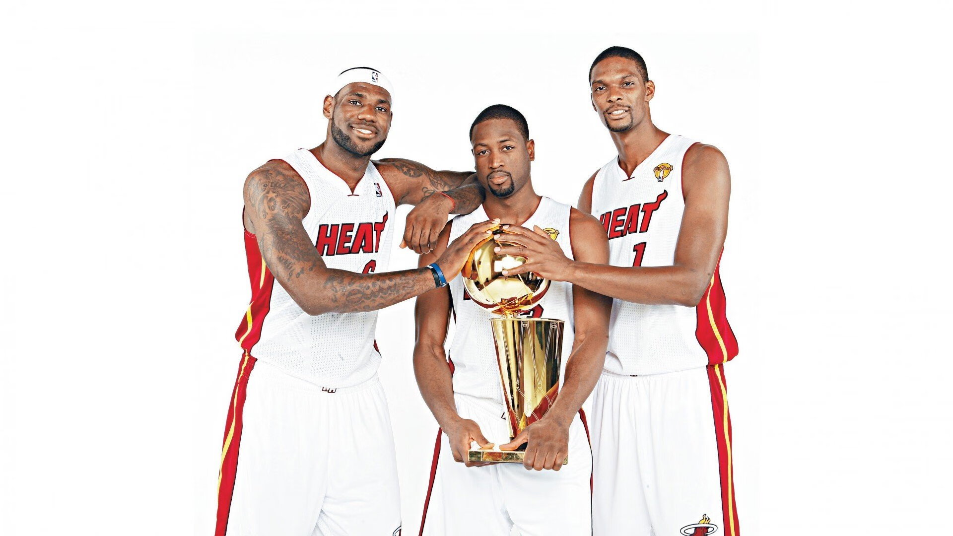 当小贾伦在英超接管比赛,雄鹿已在NBA强压黄蜂